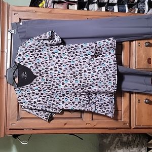 Womens scrub top lg/pant med leopard gray turquoise top